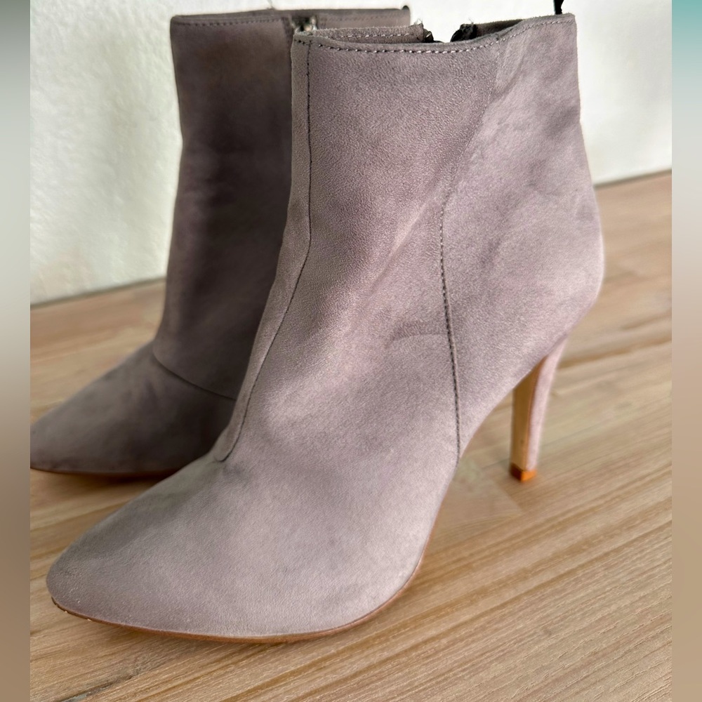 H&M Mauve Suede Booties
